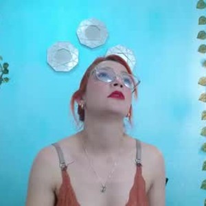 Cam girl carolinethompson_