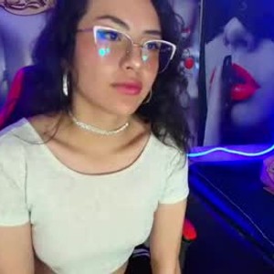 free6cams.com catalina_smith16 livesex profile in smoke cams