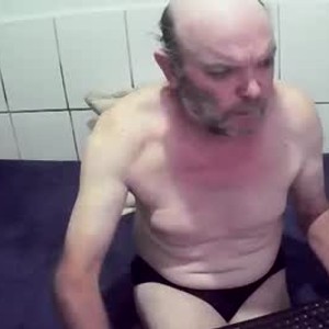 Cam boy cesarpierdona26