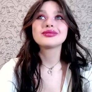 Cam Girl charming_peach