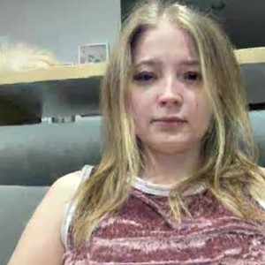 chaturbate charmingsarahh Live Webcam Featured On mega-camsex.com