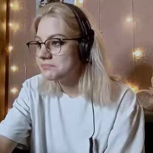 chaturbate chelseamaracle webcam profile pic via cheapadultsexcams.com