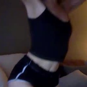 chatnmate.com cherrychapsticc livesex profile in shygirl cams