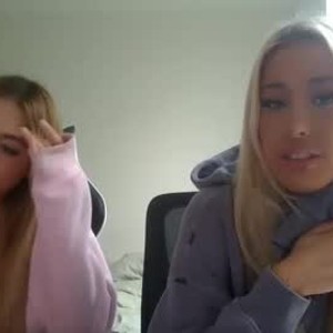 chaturbate chloestarkkkk webcam profile pic via amateursex-livecam.com
