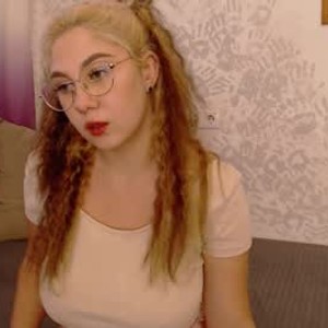 livesexr.com chloestem livesex profile in blonde cams