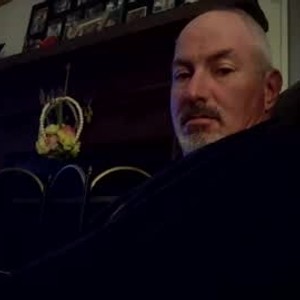 chuckdad819318