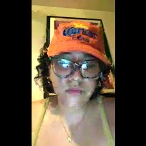 chaturbate comeupqueeen webcam profile pic via livesex.fan