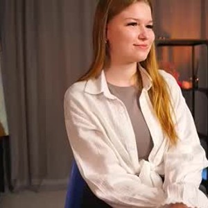 watchgirlcam.com coripalmese livesex profile in 18-young cams