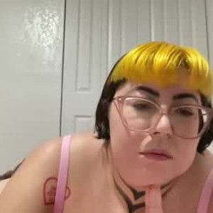 chaturbate cosplaybruja305 webcam profile pic via sexlivecamsites.com