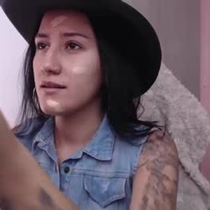 free6cams.com cowgirl_isa livesex profile in tattoo-skin cams