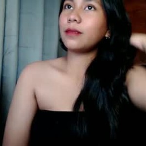 glamcambabes.com cristinavalerie livesex profile in asian cams