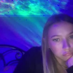 chaturbate crystallee170 webcam profile pic via newporncams.com