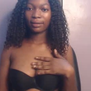 chaturbate cumebony_petit webcam profile pic via cam-performer.com