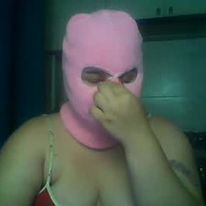chaturbate curly_alise webcam profile pic via sexlivecamsites.com