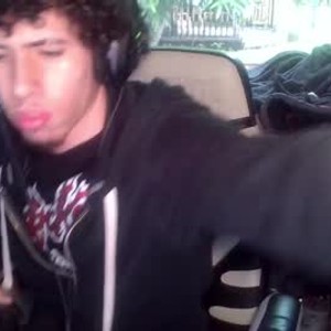 curlyandmixed Live Cam