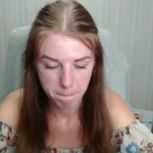 Camgirl is actually offline