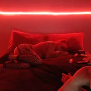 livesexasiancams.com cybernympho_neonrain livesex profile in cum cams