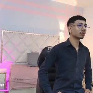 Cam boy cyrus_tay