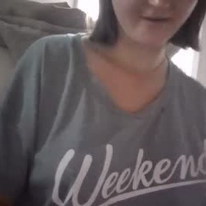 bestlivesexchat.com daintyasian livesex profile in kink cams