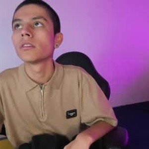 Cam boy damian_kiing