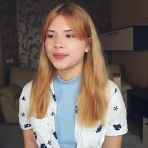 amateursex-livecam.com danibedonie livesex profile in shy cams