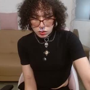 chaturbate darknina_tay webcam profile pic via amateursex-livecam.com