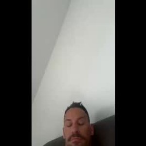 Cam boy derocash