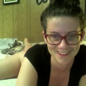 diamondguh0724 webcam livesex profile on pornos.live