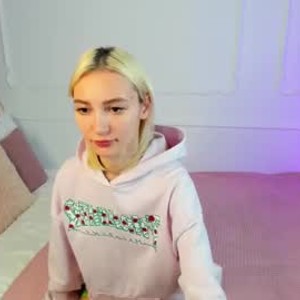 chaturbate dilana_divine webcam profile pic via sexcam3d.net