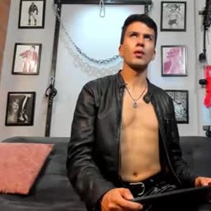 Cam boy dom2traveler