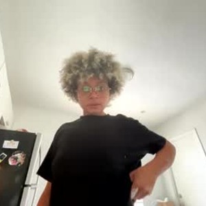 chaturbate dragonflythroat webcam profile pic via glamcambabes.com