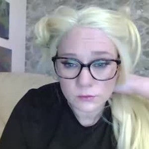 chaturbate ellasolez webcam profile pic via watchgirlcam.com