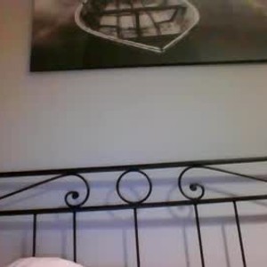 chaturbate ellasteelee webcam profile pic via myliveeroticcams.com