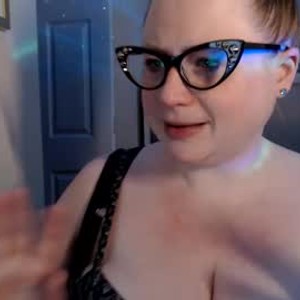 chaturbate ellethebellexoxo webcam profile pic via sleekcams.com