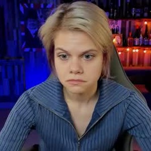 chaturbate elliemurler webcam profile pic via sexcam3d.net