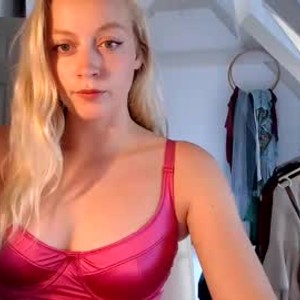chaturbate elorav webcam profile pic via bestlivesexchat.com