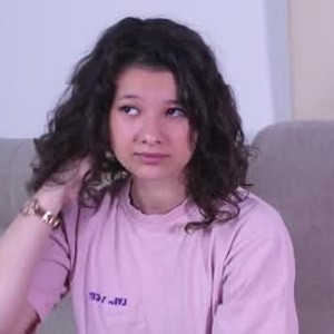 chaturbate elwinebeecham webcam profile pic via badgirlwebcam.com