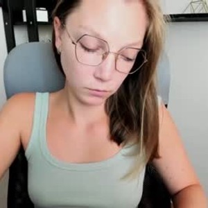 Cam girl emilly_xkiss