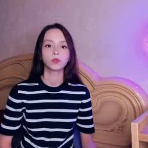 chaturbate emillycutemurr_ webcam profile pic via amateursex-livecam.com