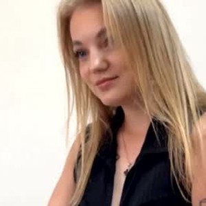 chaturbate emiluvsu webcam profile pic via amateursex-livecam.com