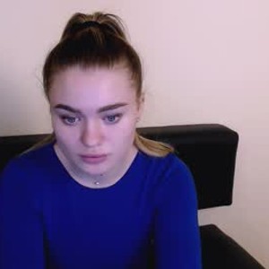 livesex.fan emilydex_ livesex profile in shy cams