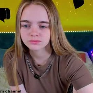 livesex.fan emma_colllins livesex profile in shy cams