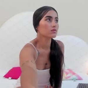 livesex.fan emma_juanes livesex profile in daddy cams
