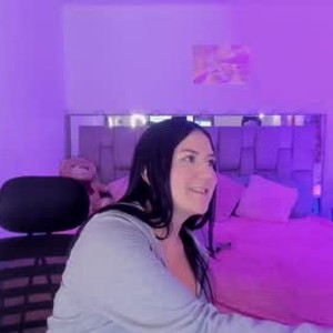 chaturbate emma_m11 webcam profile pic via badgirlwebcam.com