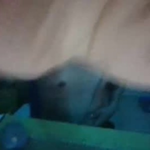 Cam boy emmaleador