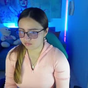 sleekcams.com emmasnow_m livesex profile in ohmibod cams