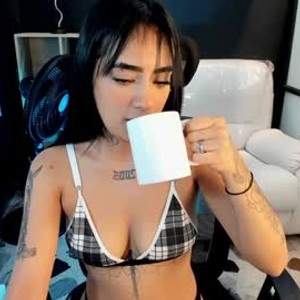 sleekcams.com emysilver livesex profile in smoke cams