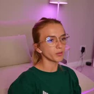 chaturbate entia webcam profile pic via iluvcams.com