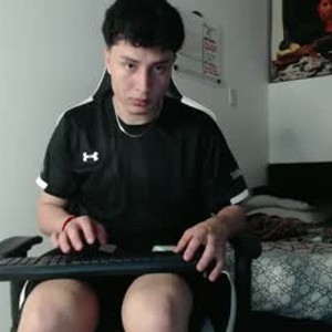 Cam boy erik_julen