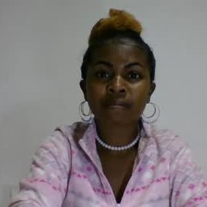 chaturbate erolinee webcam profile pic via pornsexycams.com